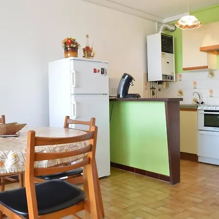 2 Pieces - 6 Couchages Sur Bn130-b41 *